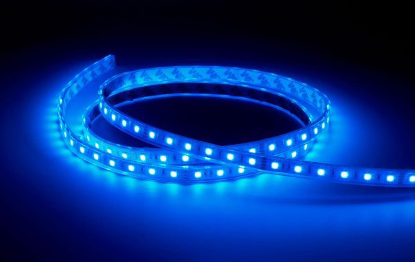 60 LEDS/METRE VERSION WITH A SILICONE PROTECTIVE S